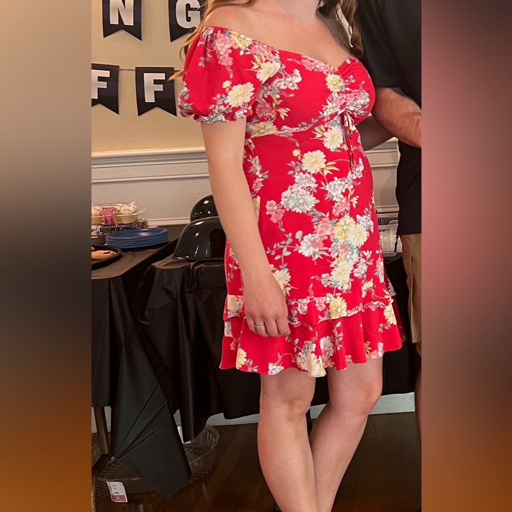 Size large As U wish floral dress